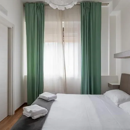 Ai Piedi Di San Luca - Parcheggio + 3 Bagni
