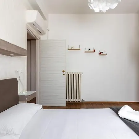 Apartment Ai Piedi Di San Luca - Parcheggio + 3 Bagni Bologna